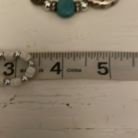 7” white & silver beaded stackable stretch beaded bracelet with 36 beads - Picture 9 of 10